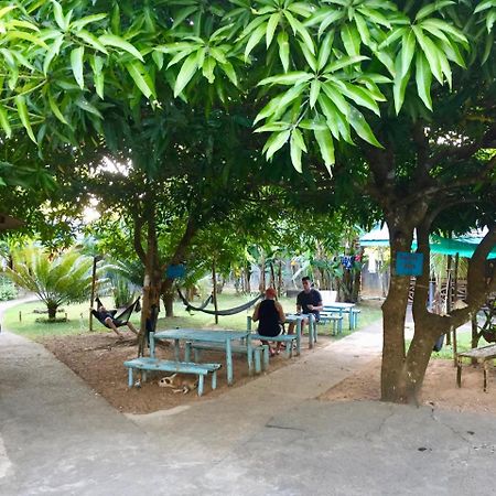 Fat Monkey Hostel Coron Dış mekan fotoğraf
