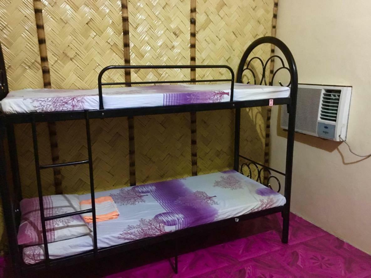 Fat Monkey Hostel Coron Dış mekan fotoğraf